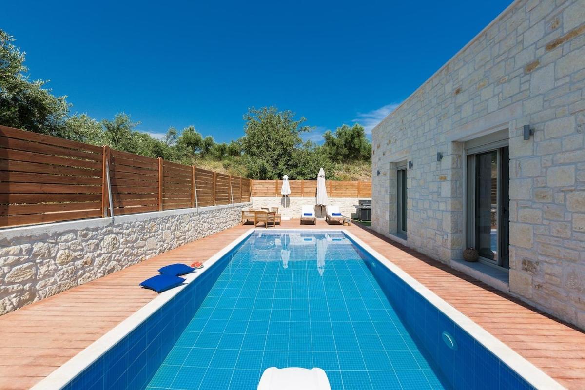 Villa Vera - With Private Heated Pool & Jacuzzi Παγκαλοχώρι Εξωτερικό φωτογραφία