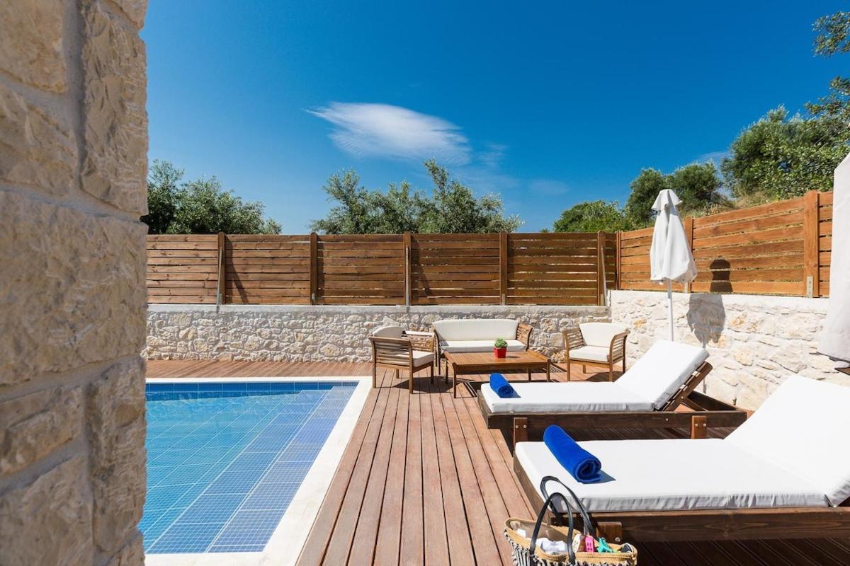 Villa Vera - With Private Heated Pool & Jacuzzi Παγκαλοχώρι Εξωτερικό φωτογραφία