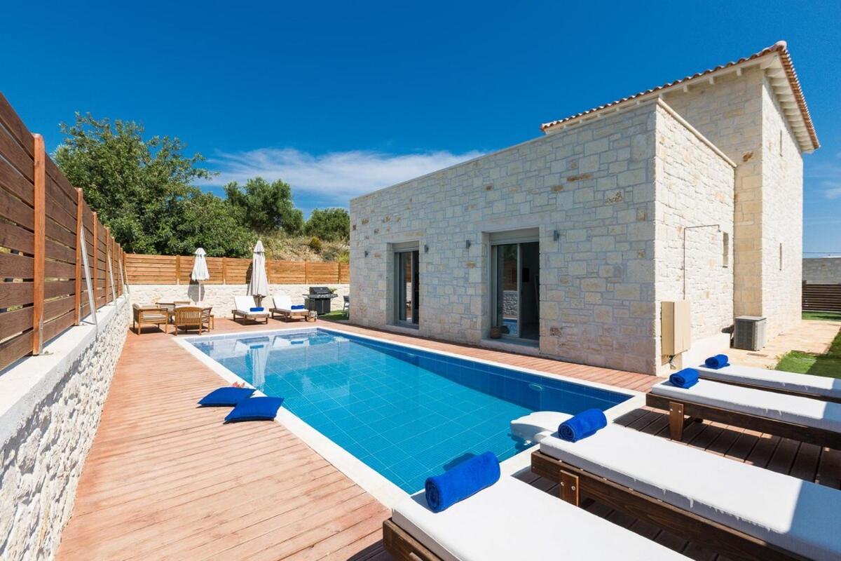 Villa Vera - With Private Heated Pool & Jacuzzi Παγκαλοχώρι Εξωτερικό φωτογραφία