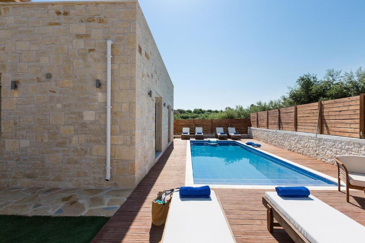 Villa Vera - With Private Heated Pool & Jacuzzi Παγκαλοχώρι Εξωτερικό φωτογραφία