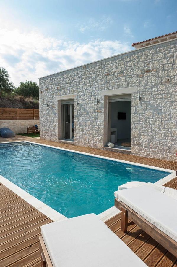 Villa Vera - With Private Heated Pool & Jacuzzi Παγκαλοχώρι Εξωτερικό φωτογραφία