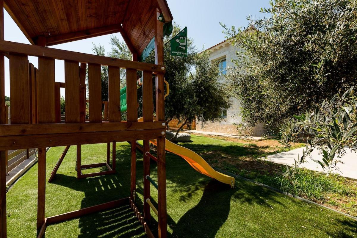 Villa Vera - With Private Heated Pool & Jacuzzi Παγκαλοχώρι Εξωτερικό φωτογραφία